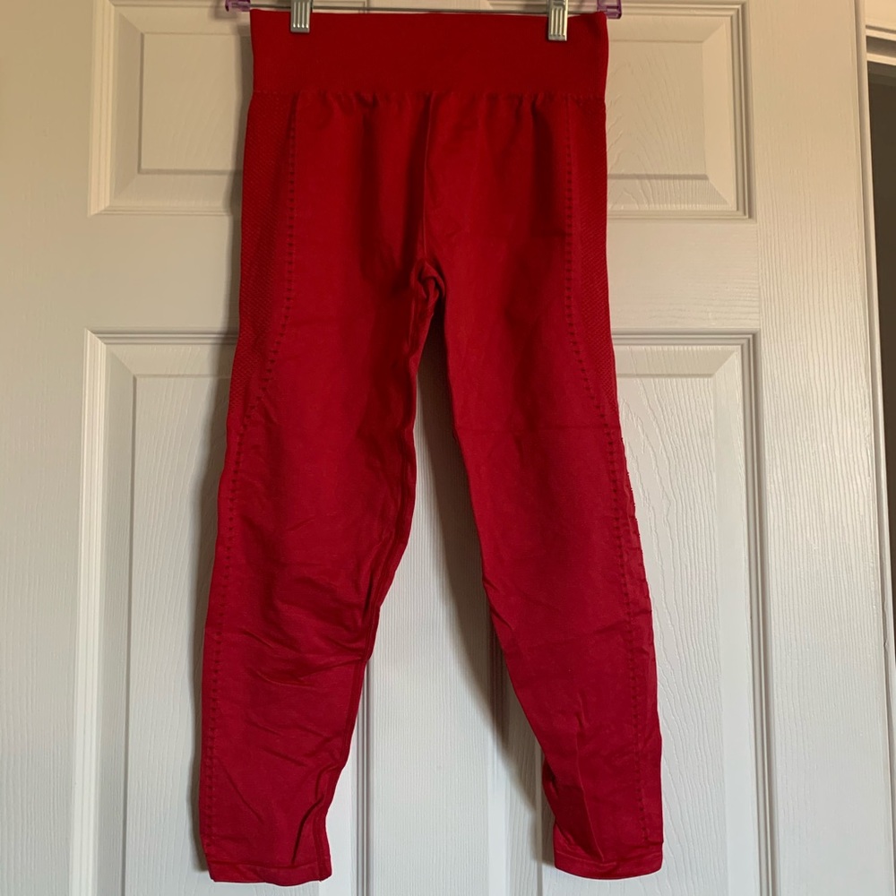 NWO tags Fabletics Seamless Leggings Size Medium